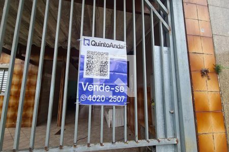 Casa à venda com 212m², 5 quartos e 3 vagas Casa à venda com 212m², 5 quartos e 3 vagasPlaquinha