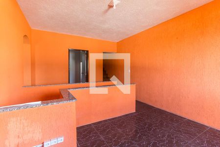 Sala de casa para alugar com 3 quartos, 150m² em Jundiapeba, Mogi das Cruzes