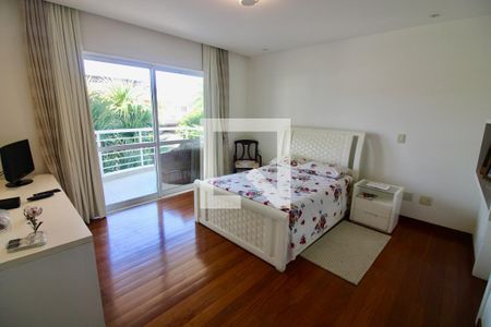 Casa à venda com 560m², 7 quartos e sem vaga Casa à venda com 560m², 7 quartos e sem vagaSuíte 3