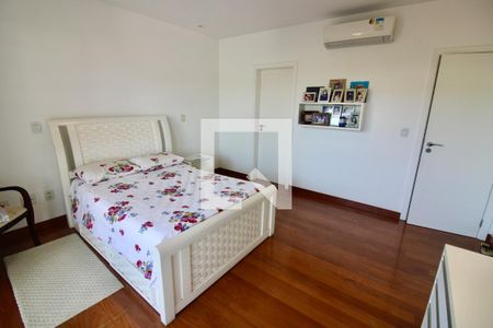 Casa à venda com 560m², 7 quartos e sem vaga Casa à venda com 560m², 7 quartos e sem vagaSuíte 3