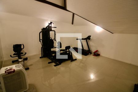 Casa à venda com 560m², 7 quartos e sem vaga Casa à venda com 560m², 7 quartos e sem vagaAcademia