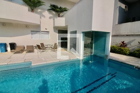 Casa à venda com 560m², 7 quartos e sem vaga Casa à venda com 560m², 7 quartos e sem vagaPiscina