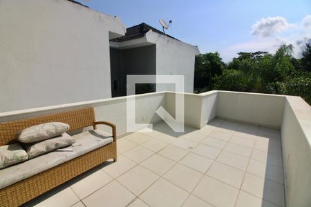 Casa à venda com 560m², 7 quartos e sem vaga Casa à venda com 560m², 7 quartos e sem vagaVaranda da Suite 1