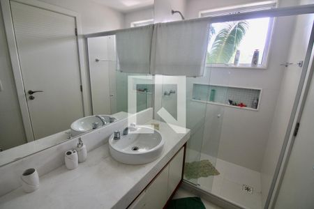 Casa à venda com 560m², 7 quartos e sem vaga Casa à venda com 560m², 7 quartos e sem vagaBanheiro da Suíte 2