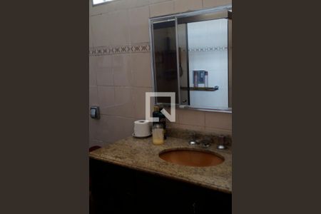 Casa à venda com 437m², 5 quartos e 1 vaga