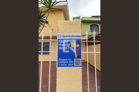 Casa à venda com 184m², 4 quartos e 2 vagas Casa à venda com 184m², 4 quartos e 2 vagasPlaca de Anúncio