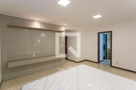 Apartamento à venda com 300m², 3 quartos e 1 vaga Apartamento à venda com 300m², 3 quartos e 1 vagaSuíte 3