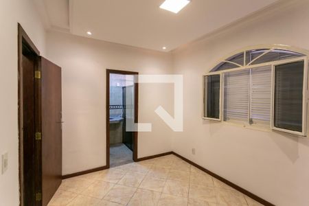 Apartamento à venda com 300m², 3 quartos e 1 vaga Apartamento à venda com 300m², 3 quartos e 1 vagaSuíte 2