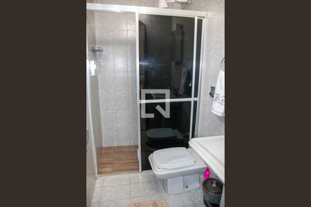 Casa à venda com 140m², 5 quartos e 3 vagas Casa à venda com 140m², 5 quartos e 3 vagasBanheiro do Quarto 3