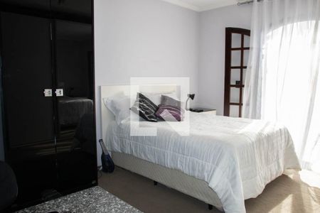 Casa à venda com 140m², 5 quartos e 3 vagas Casa à venda com 140m², 5 quartos e 3 vagasQuarto 2