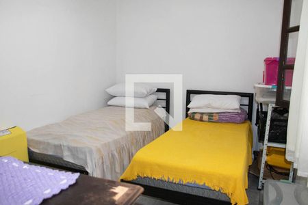 Casa à venda com 140m², 5 quartos e 3 vagas Casa à venda com 140m², 5 quartos e 3 vagasQuarto 3