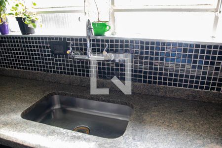 Casa à venda com 140m², 5 quartos e 3 vagas Casa à venda com 140m², 5 quartos e 3 vagasCozinha