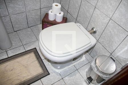 Casa à venda com 140m², 5 quartos e 3 vagas Casa à venda com 140m², 5 quartos e 3 vagasBanheiro 3