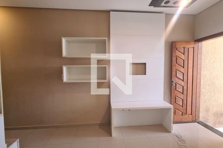 Sala de casa à venda com 3 quartos, 80m² em Vila Macedópolis, São Paulo