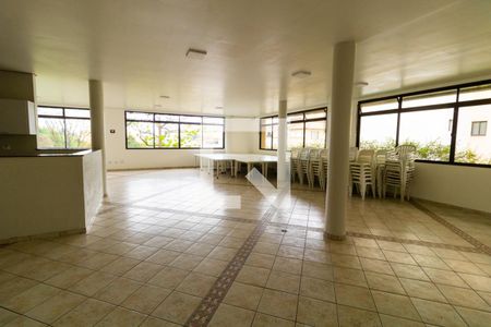 Apartamento à venda com 70m², 3 quartos e sem vagaÁrea comum - Salão de festas