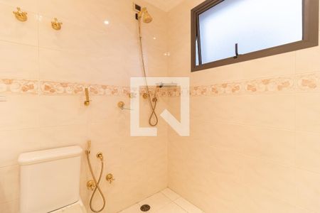 Apartamento à venda com 220m², 4 quartos e 3 vagas Apartamento à venda com 220m², 4 quartos e 3 vagasBanheiro da Suíte 2