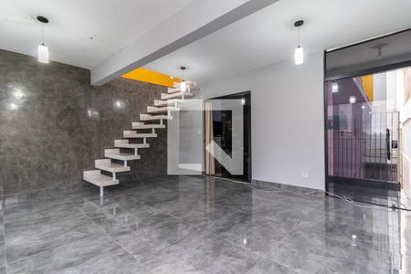 Casa à venda com 320m², 3 quartos e 2 vagasSacada do Quarto Suíte