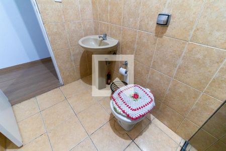 Casa à venda com 320m², 3 quartos e 2 vagasBanheiro 2