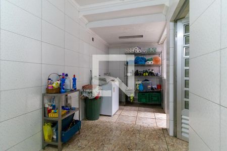 Casa à venda com 320m², 3 quartos e 2 vagasÁrea de Serviço