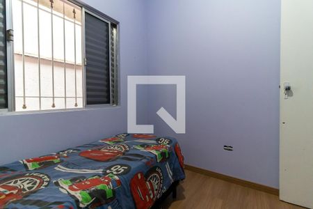 Casa à venda com 320m², 3 quartos e 2 vagasQuarto 2