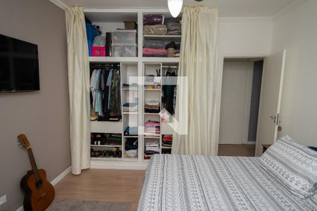 Casa à venda com 176m², 2 quartos e 3 vagas Casa à venda com 176m², 2 quartos e 3 vagasSuíte