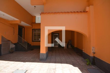 Casa de condomínio à venda com 300m², 5 quartos e 5 vagasCasa Anexa