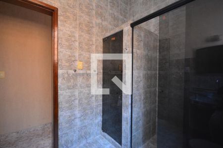 Casa de condomínio à venda com 300m², 5 quartos e 5 vagasBanheiro Social