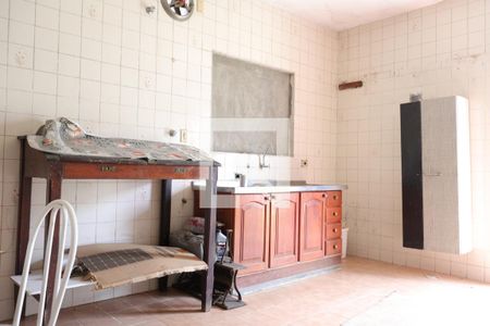 Casa para alugar com 150m², 2 quartos e 10 vagasCozinha