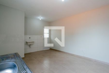 Sala/Cozinha de casa para alugar com 2 quartos, 60m² em Vila Basileia, São Paulo