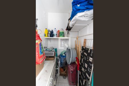 Apartamento à venda com 110m², 3 quartos e 1 vaga Apartamento à venda com 110m², 3 quartos e 1 vagaBanheiro de serviço