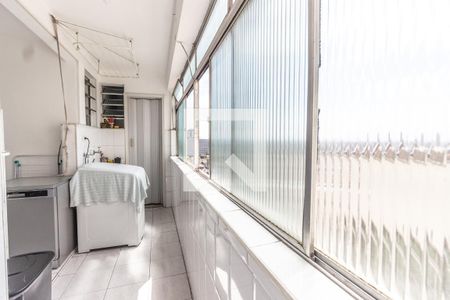 Apartamento à venda com 110m², 3 quartos e 1 vaga Apartamento à venda com 110m², 3 quartos e 1 vagaÁrea de serviço