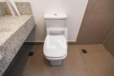 Apartamento à venda com 72m², 2 quartos e sem vagaBanheiro