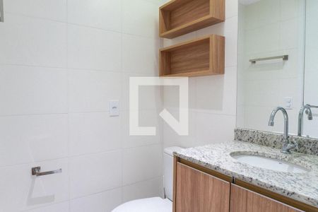 Banheiro de apartamento para alugar com 1 quarto, 31m² em Vila Clementino, São Paulo