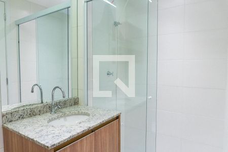 Banheiro de apartamento para alugar com 1 quarto, 31m² em Vila Clementino, São Paulo