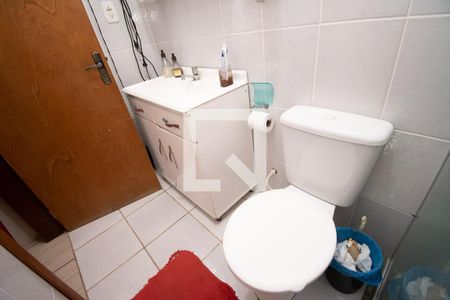 Casa à venda com 144m², 3 quartos e 5 vagas Casa à venda com 144m², 3 quartos e 5 vagasbanheiro