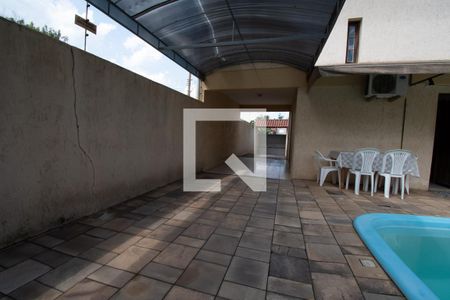 Casa à venda com 144m², 3 quartos e 5 vagas Casa à venda com 144m², 3 quartos e 5 vagasentrada da garagem