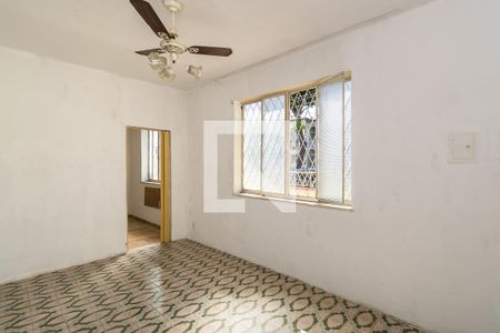 Sala de casa para alugar com 2 quartos, 86m² em Olaria, Rio de Janeiro