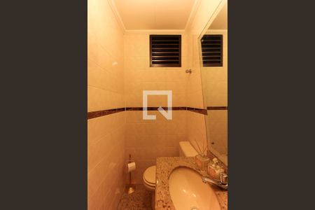 Apartamento à venda com 150m², 3 quartos e 2 vagas Apartamento à venda com 150m², 3 quartos e 2 vagasLavabo