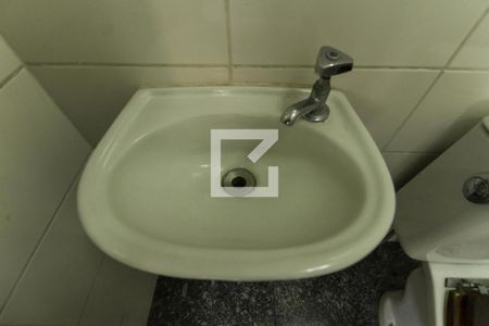 Apartamento à venda com 150m², 3 quartos e 2 vagas Apartamento à venda com 150m², 3 quartos e 2 vagasBanheiro de serviço