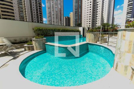 Apartamento à venda com 150m², 3 quartos e 2 vagas Apartamento à venda com 150m², 3 quartos e 2 vagasPiscina