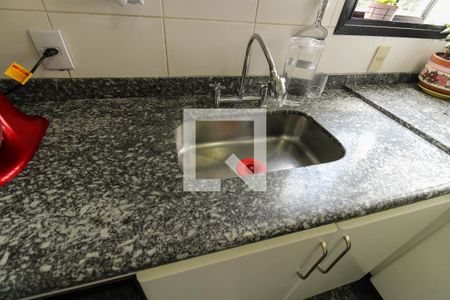 Apartamento à venda com 150m², 3 quartos e 2 vagas Apartamento à venda com 150m², 3 quartos e 2 vagasCozinha