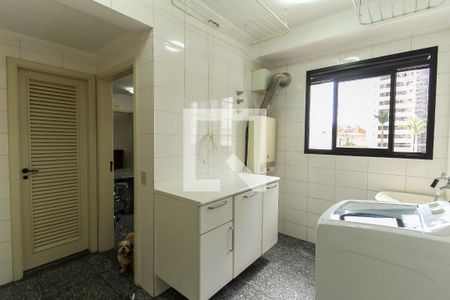Apartamento à venda com 150m², 3 quartos e 2 vagas Apartamento à venda com 150m², 3 quartos e 2 vagasÁrea de Serviço