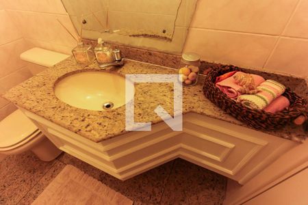 Apartamento à venda com 150m², 3 quartos e 2 vagas Apartamento à venda com 150m², 3 quartos e 2 vagasLavabo