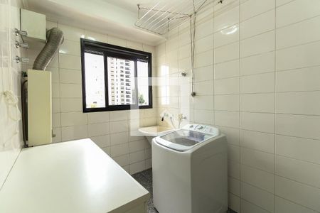 Apartamento à venda com 150m², 3 quartos e 2 vagas Apartamento à venda com 150m², 3 quartos e 2 vagasÁrea de Serviço