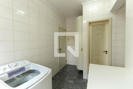 Apartamento à venda com 150m², 3 quartos e 2 vagas Apartamento à venda com 150m², 3 quartos e 2 vagasÁrea de Serviço