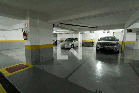 Apartamento à venda com 150m², 3 quartos e 2 vagas Apartamento à venda com 150m², 3 quartos e 2 vagasVagas