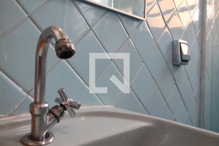 Casa à venda com 224m², 3 quartos e 2 vagasBanheiro - torneira