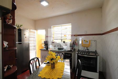 Casa à venda com 224m², 3 quartos e 2 vagasCozinha