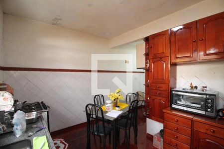 Casa à venda com 224m², 3 quartos e 2 vagasCozinha