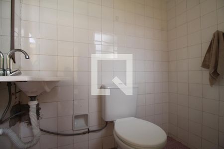 Casa à venda com 224m², 3 quartos e 2 vagasBanheiro de serviço